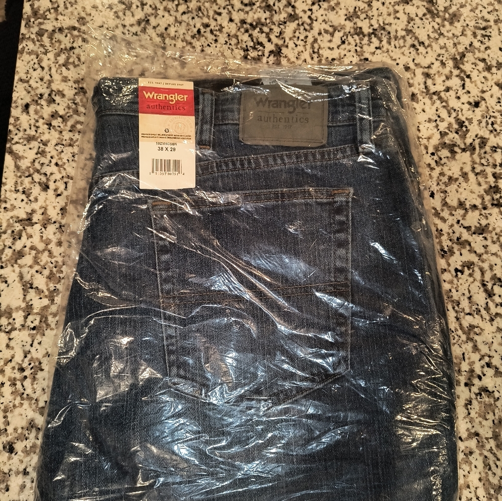 2 pairs of new Wrangler jeans and a free pair of Wrangler denim shorts